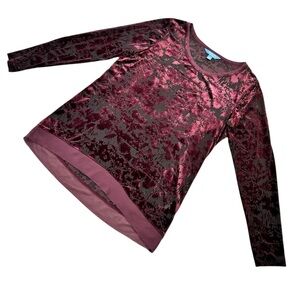 Vera Wang Velvet Burnout High Low Top